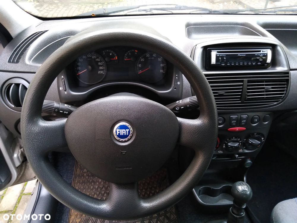 Fiat Punto 1.2 8V Active - 9