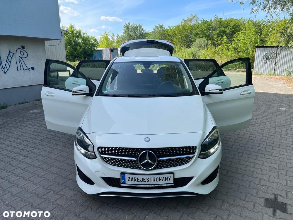 Mercedes-Benz Klasa B 180 BlueEFFICIENCY Edition - 1