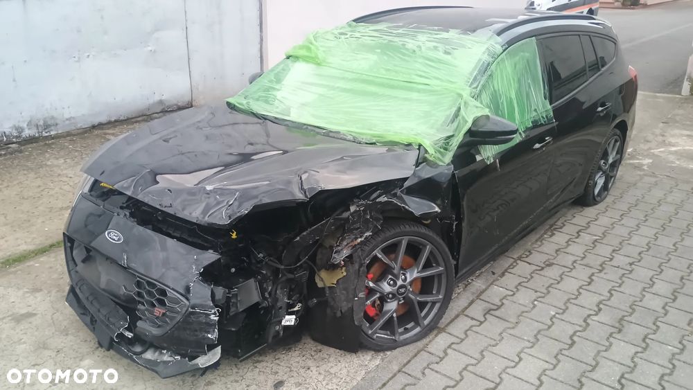 Ford Focus 2020 photo 3