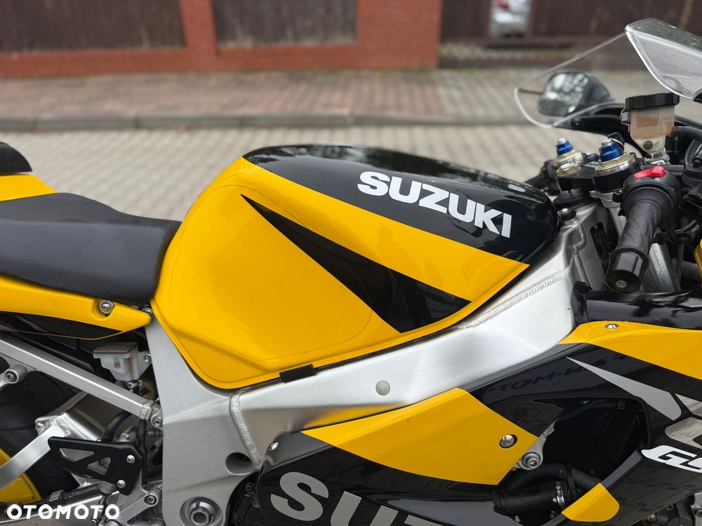Suzuki GSX-R - 7