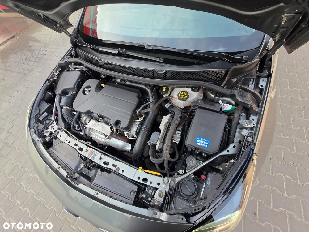 Opel Astra 1.4 Turbo Innovation - 33