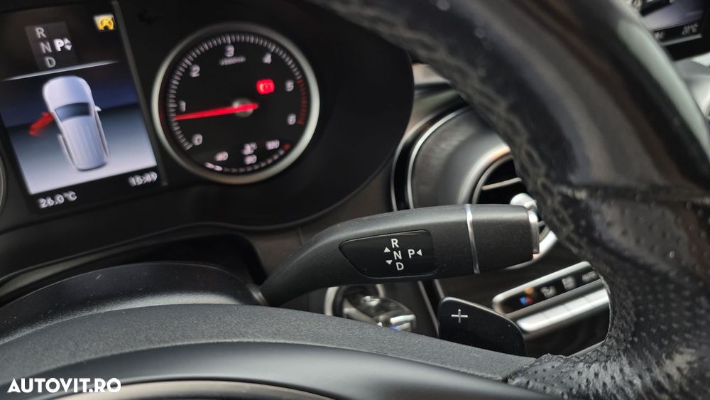 Mercedes-Benz GLC 250 d 4MATIC - 17