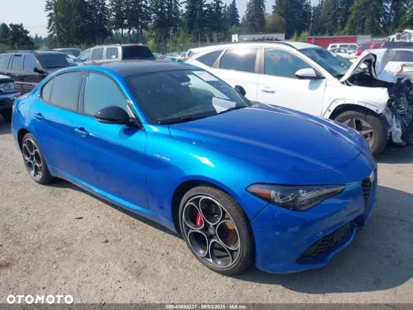 Alfa Romeo Giulia 2.0 Turbo 16V AT8-Q4 Veloce