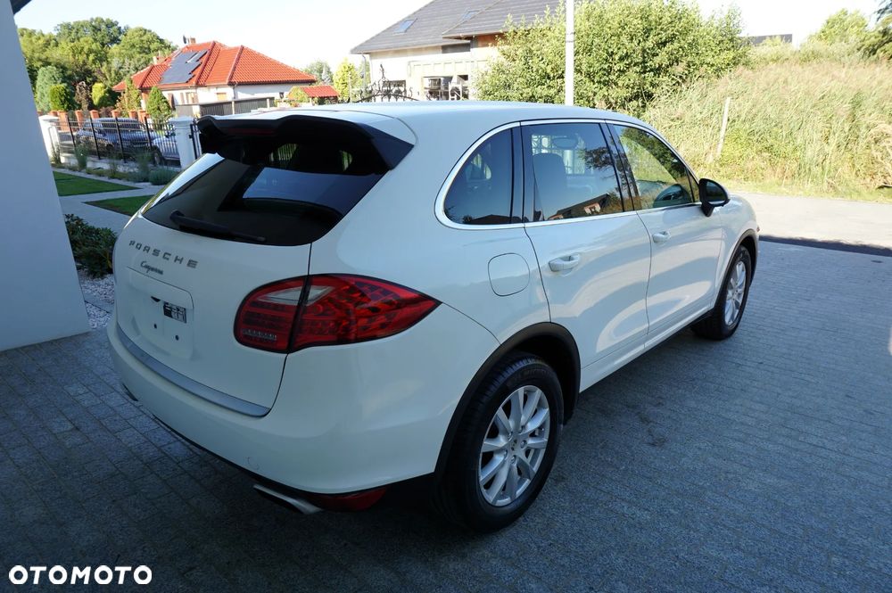 Porsche Cayenne - 6