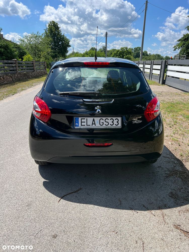 Peugeot 208 1.6 e-HDi Active STT - 6
