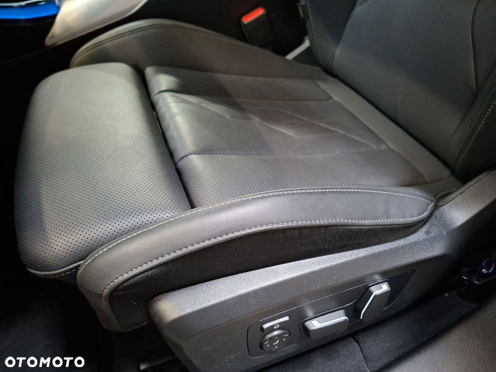 2025 BMW X3, photograph 12