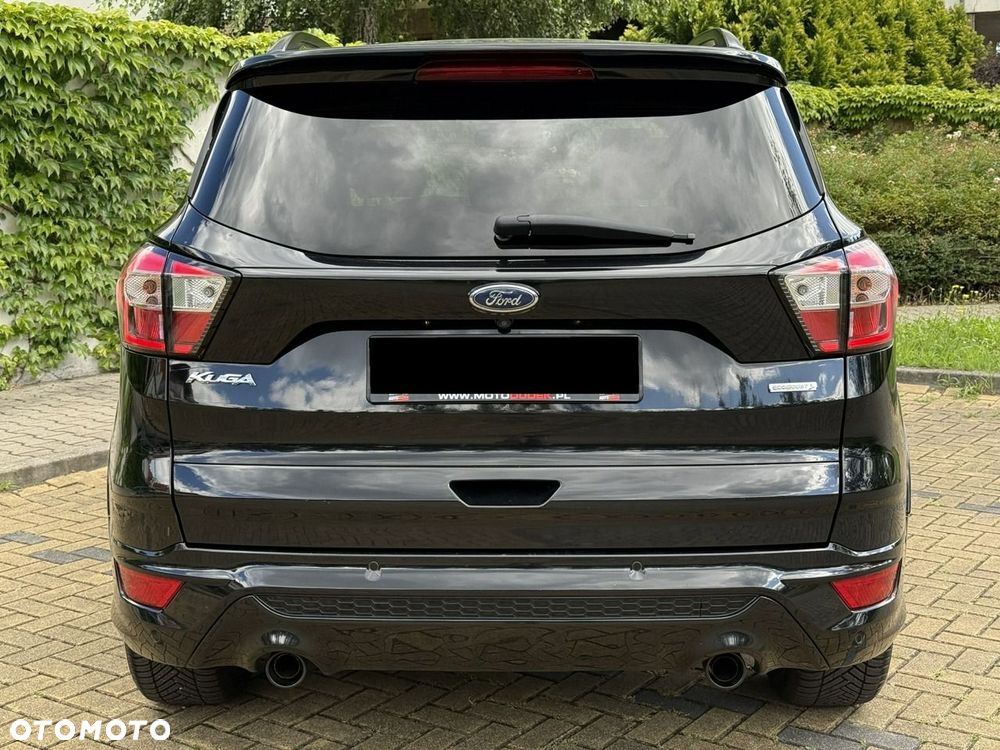 Ford Kuga 1.5 EcoBoost 2x4 ST-Line - 14