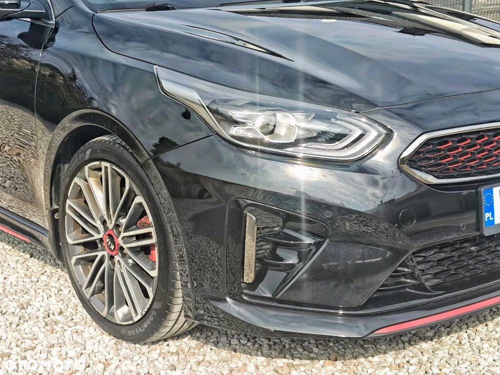 Kia Ceed 1.6 T-GDI GT - 2
