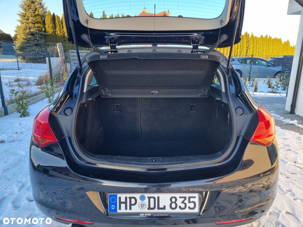 Opel Astra 1.4 Turbo Active - 21