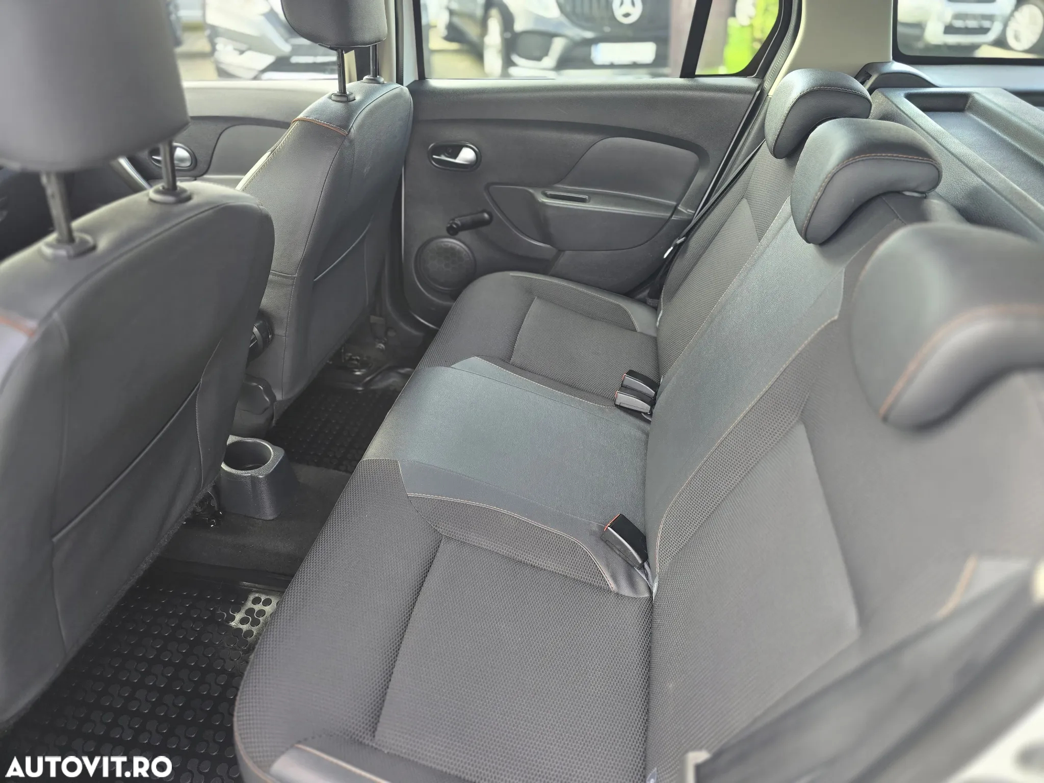 Dacia Logan Stepway MCV 1.5 Blue dCi Prestige - 9