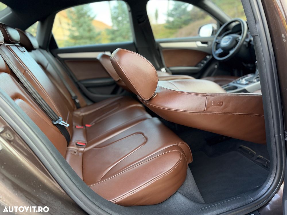 Audi A4 2.0 TDI DPF clean multitronic Ambiente - 17