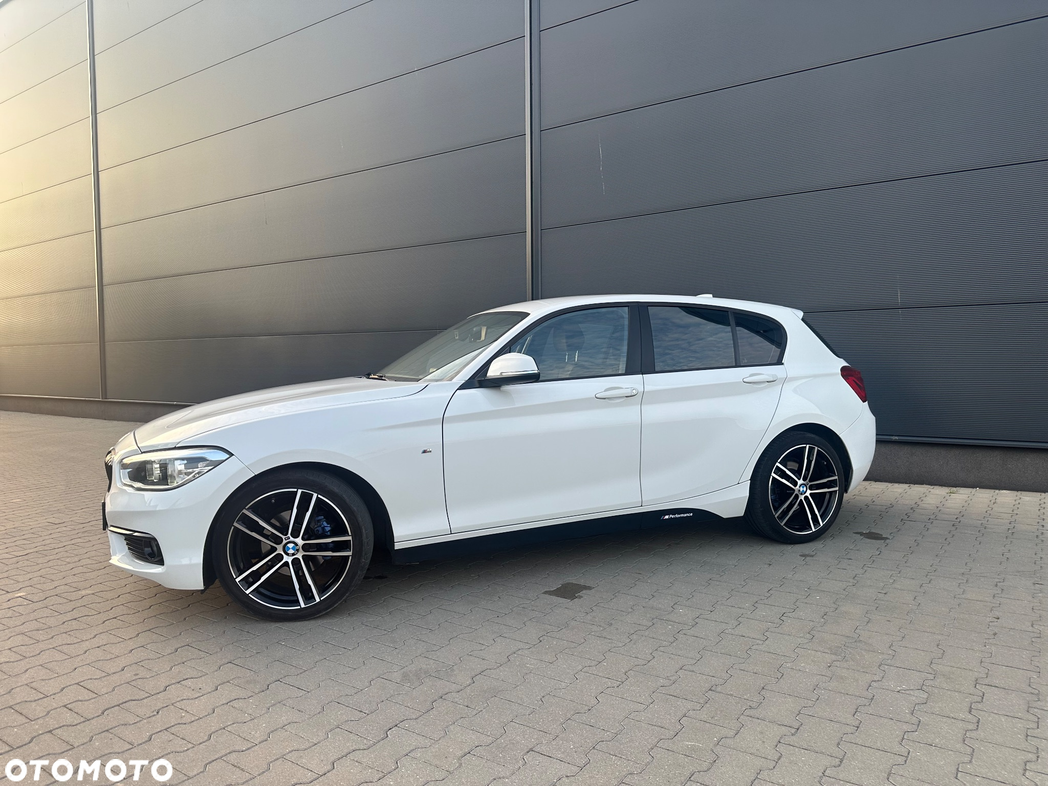 BMW Seria 1 118d M Sport - 8