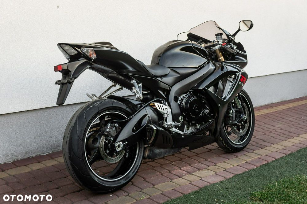 Suzuki GSX-R - 3