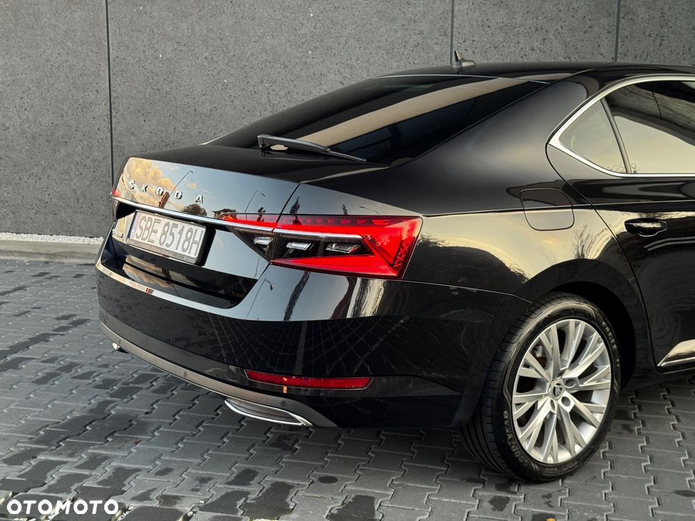 Skoda Superb 2.0 TDI SCR 4x4 L&K DSG - 11