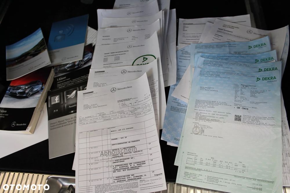 Mercedes-Benz Klasa E 300 T CDI DPF BlueEFFICIENCY 7G-TRONIC Avantgarde - 34