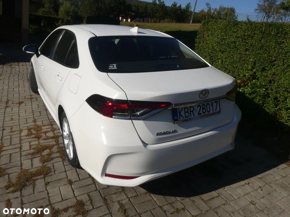 Toyota Corolla - 10