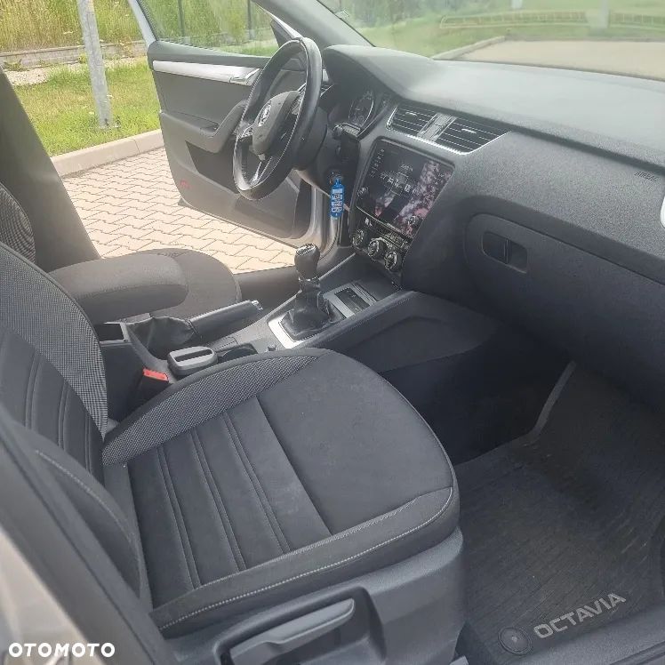 Skoda Octavia 1.6 TDI Ambition - 29