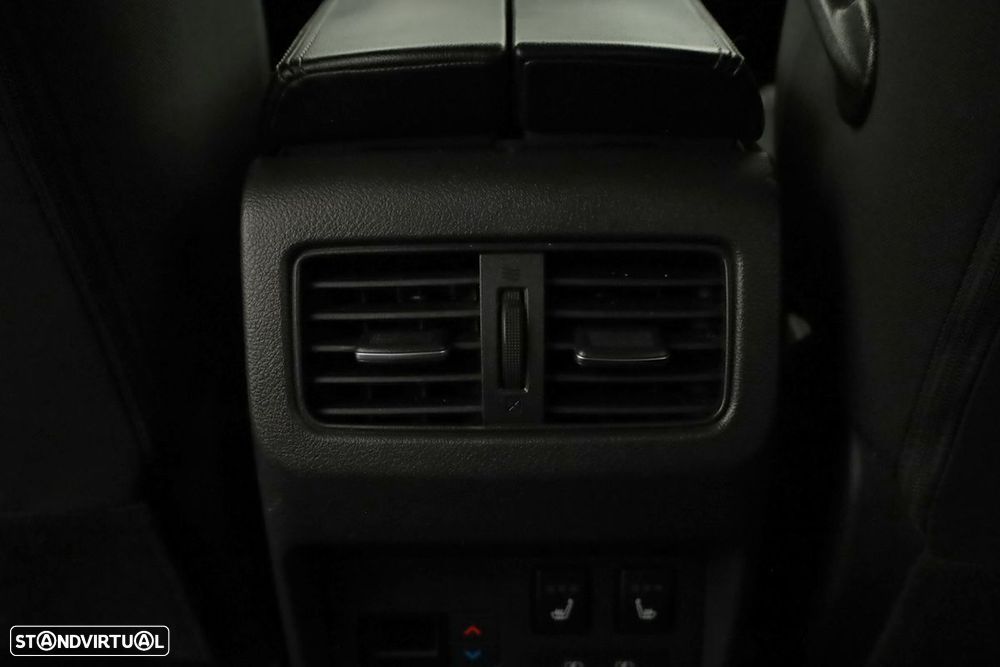 Nissan X-Trail 1.5 VC T N-Connecta 7L - 22
