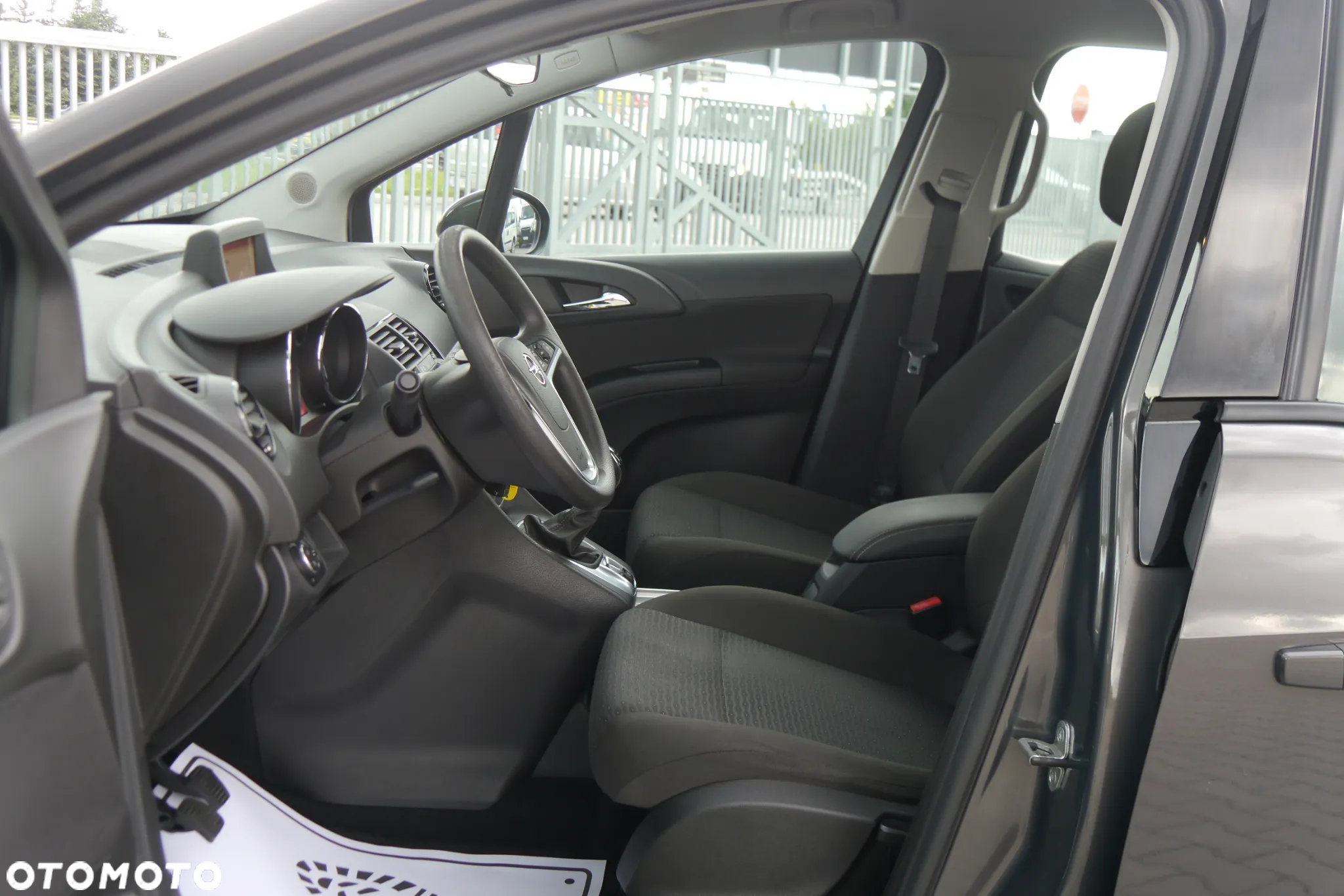 Opel Meriva - 12