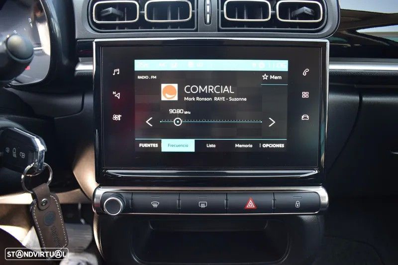 Citroën C3 1.2 PureTech Shine EAT6 - 28