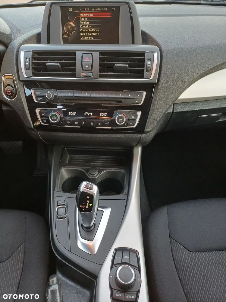 BMW Seria 1 118i Sport Line - 16