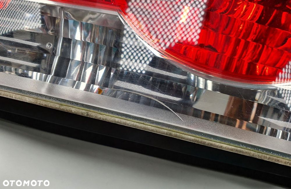 LAMPA PRAWA TYLNA TYŁ VOLVO C70 II 30787940 EUROPA - 3