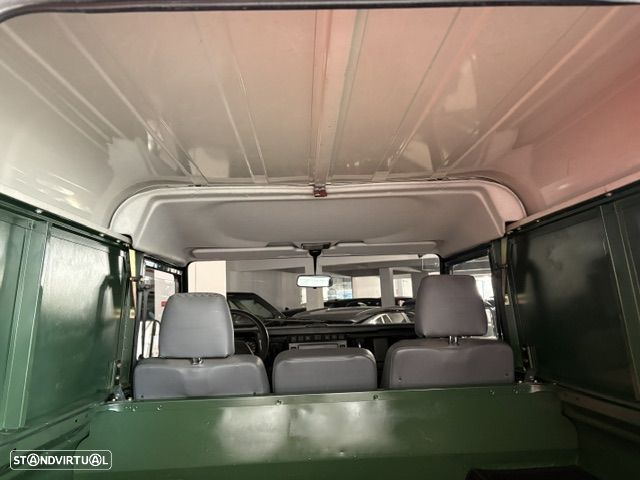 Land Rover Defender 90 2.5 TD5 Metal Top - 50