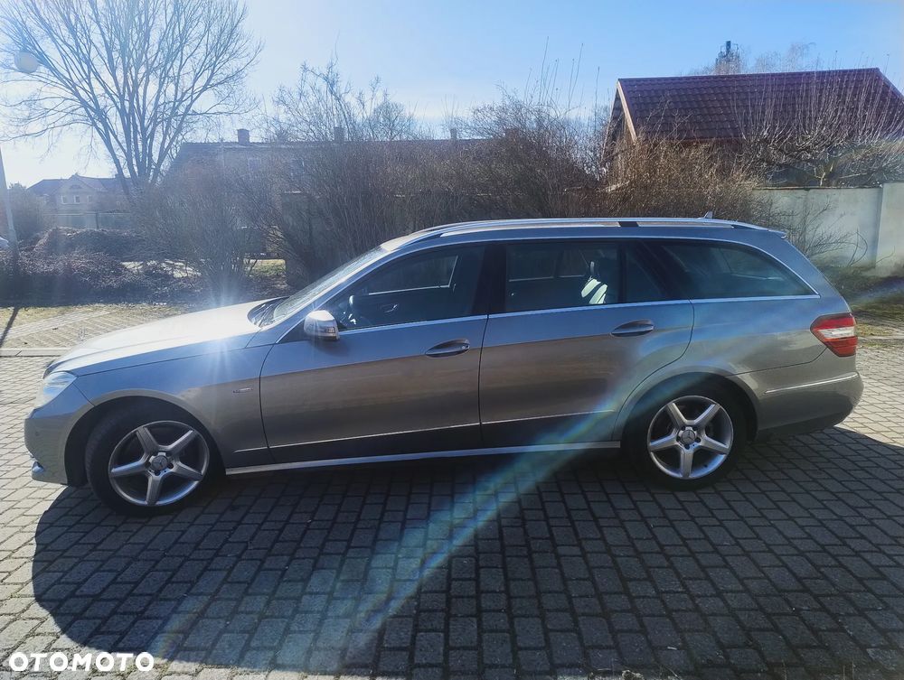 Mercedes-Benz Klasa E 350 CDI DPF BlueEFFICIENCY 7G-TRONIC Avantgarde - 6