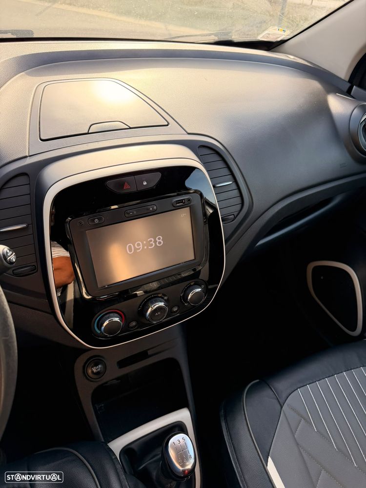 Renault Captur - 13