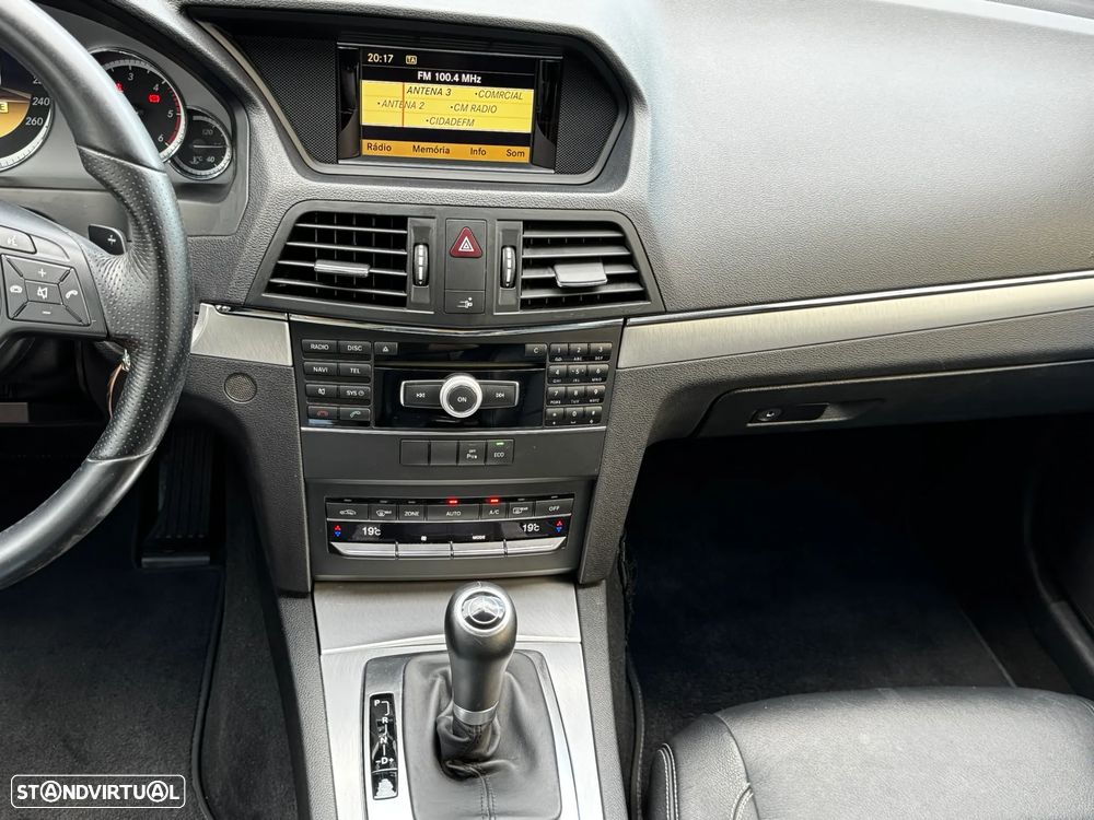 Mercedes-Benz E 220 CDI DPF BlueEFFICIENCY 7G-TRONIC Avantgarde - 14