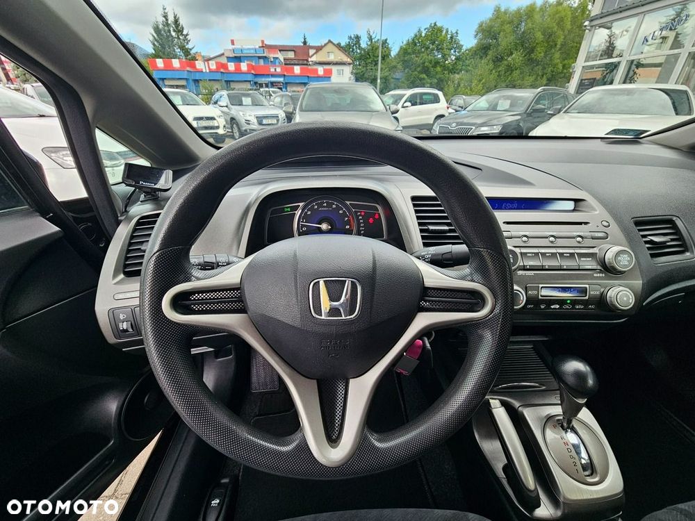 Honda Civic 1.8 Executive - 17