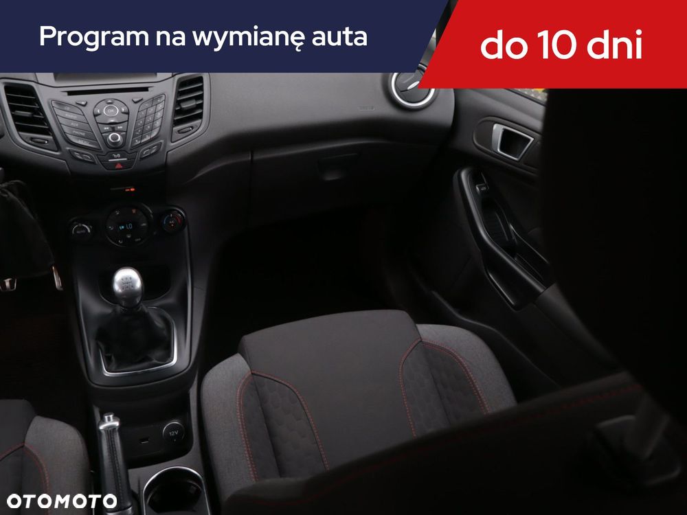Ford Fiesta - 10