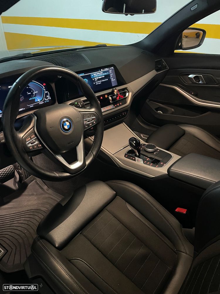 BMW 320 e Touring Corporate Edition Auto - 9
