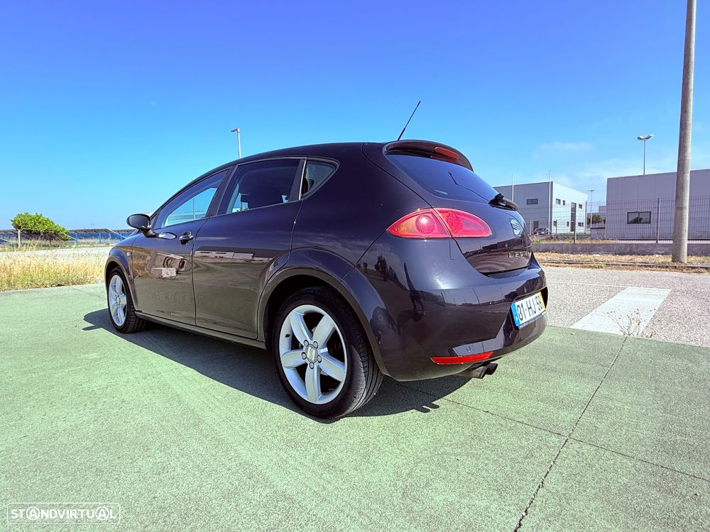 SEAT Leon 2.0 TDI Sport DPF - 30