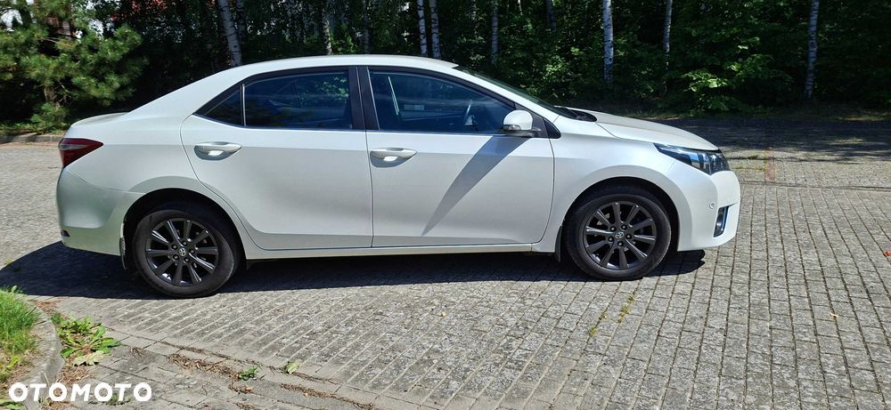 Toyota Corolla - 5