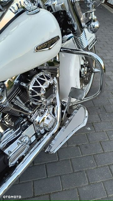 Harley-Davidson Touring Road King - 13