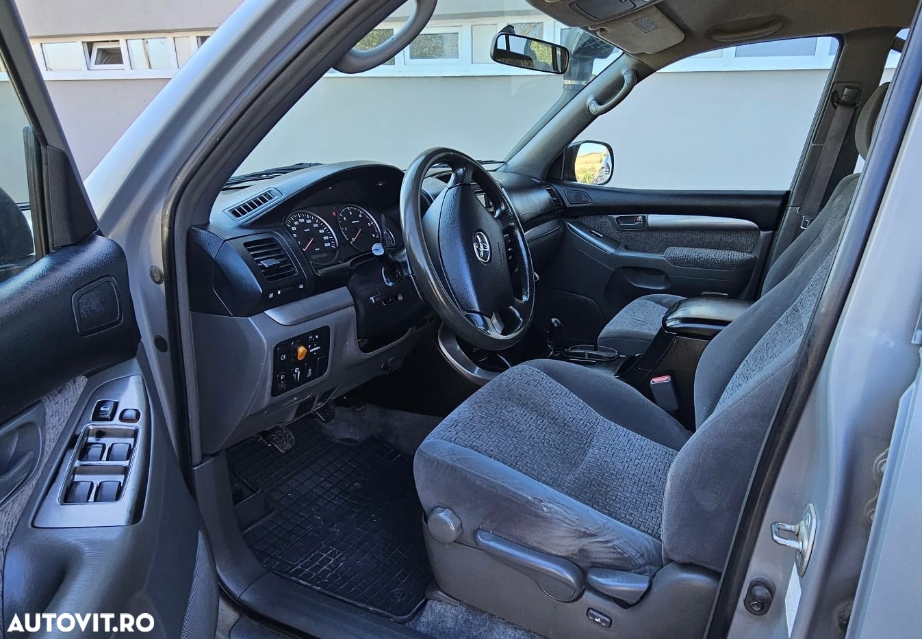 Toyota Land Cruiser 3.0 TD-4D VX - 9