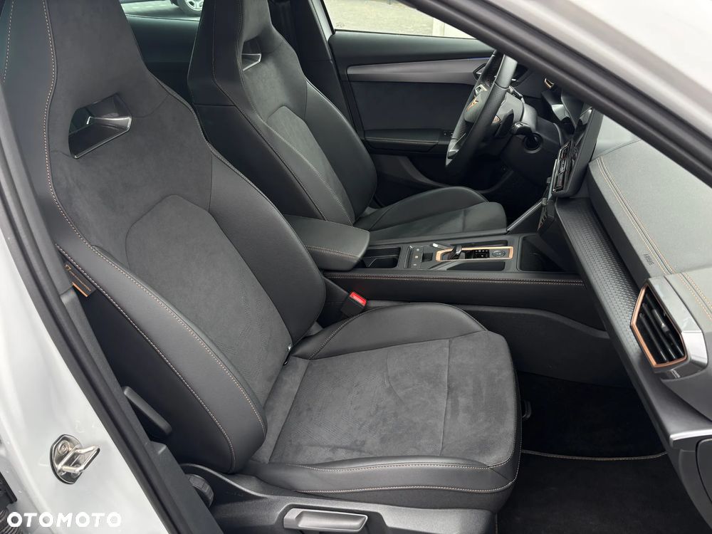 Cupra Formentor 1.5 eTSI mHEV DSG - 11