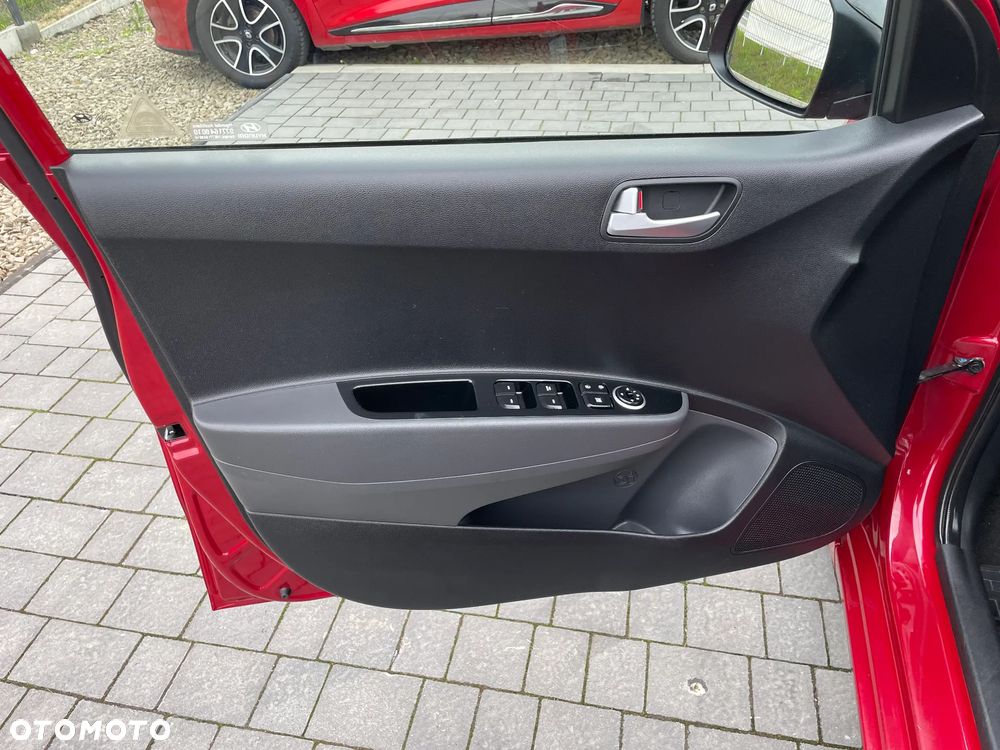 Hyundai i10 1.0 BlueDrive Black Line - 13