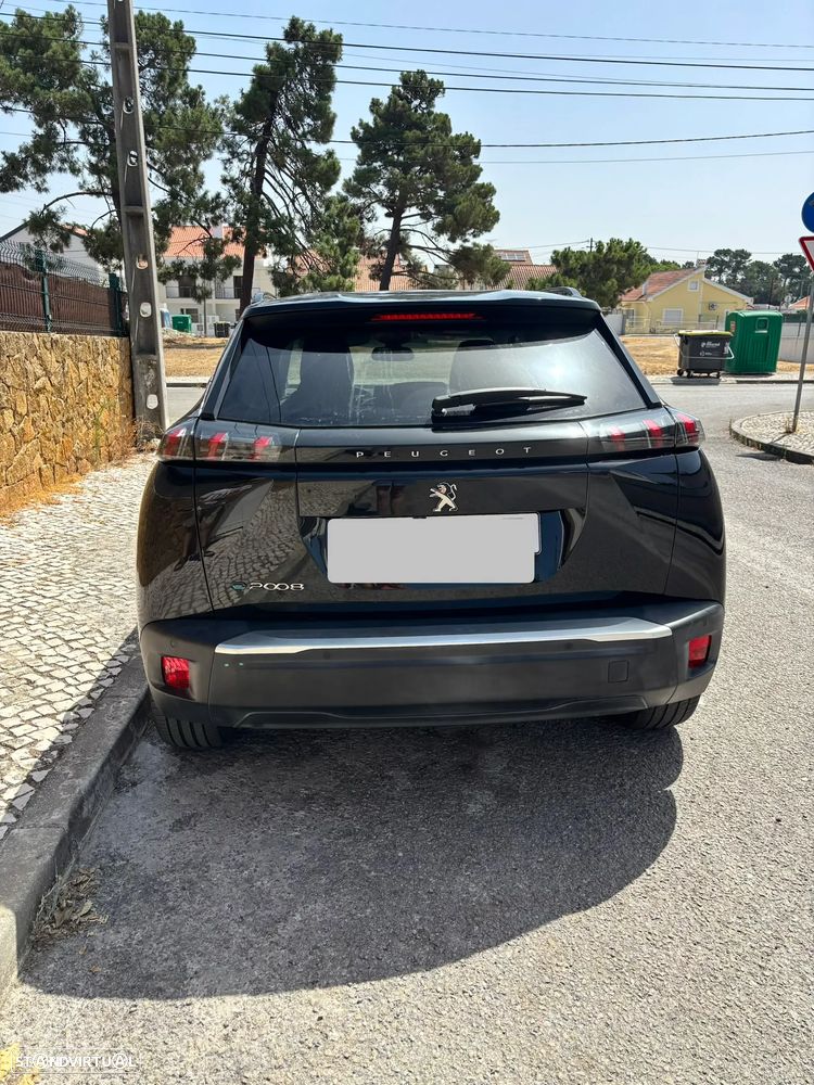 Peugeot 2008 - 4