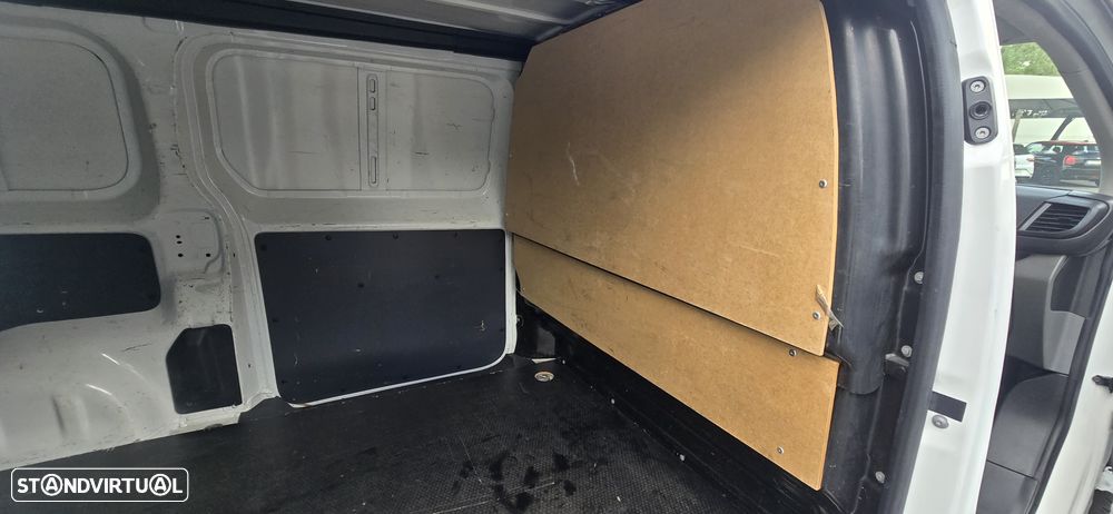 Opel Vivaro - 20