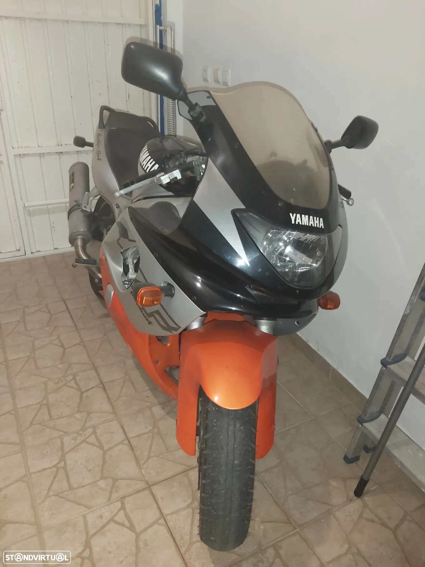 Yamaha YZF - 7
