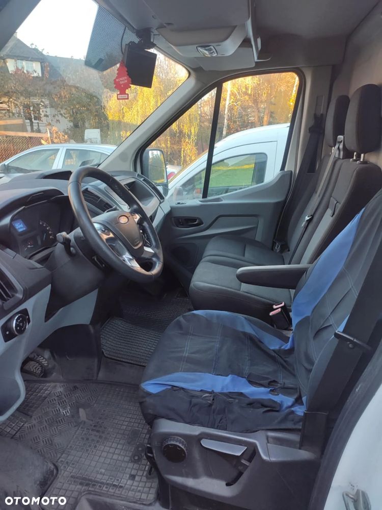Ford Transit - 11