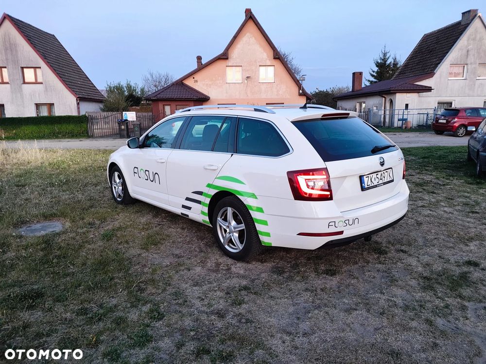 Skoda Octavia 1.5 TSI ACT DSG Style - 6