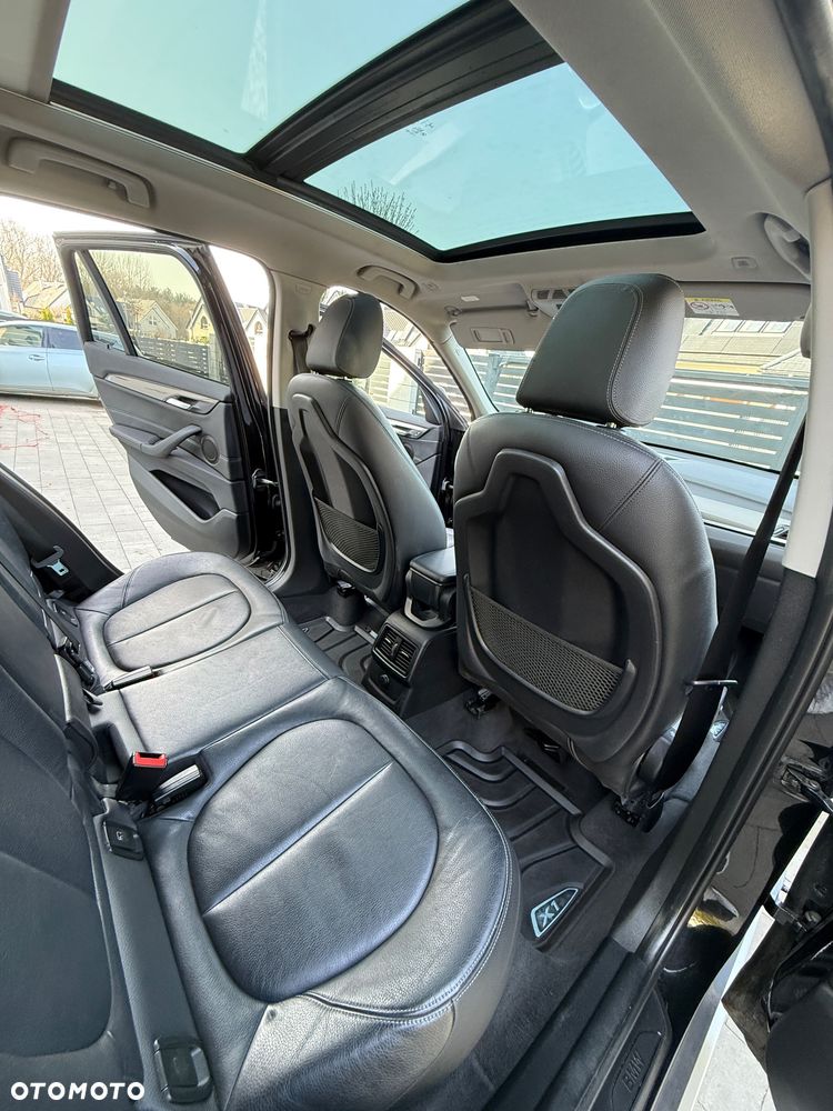 BMW X1 sDrive18d - 16