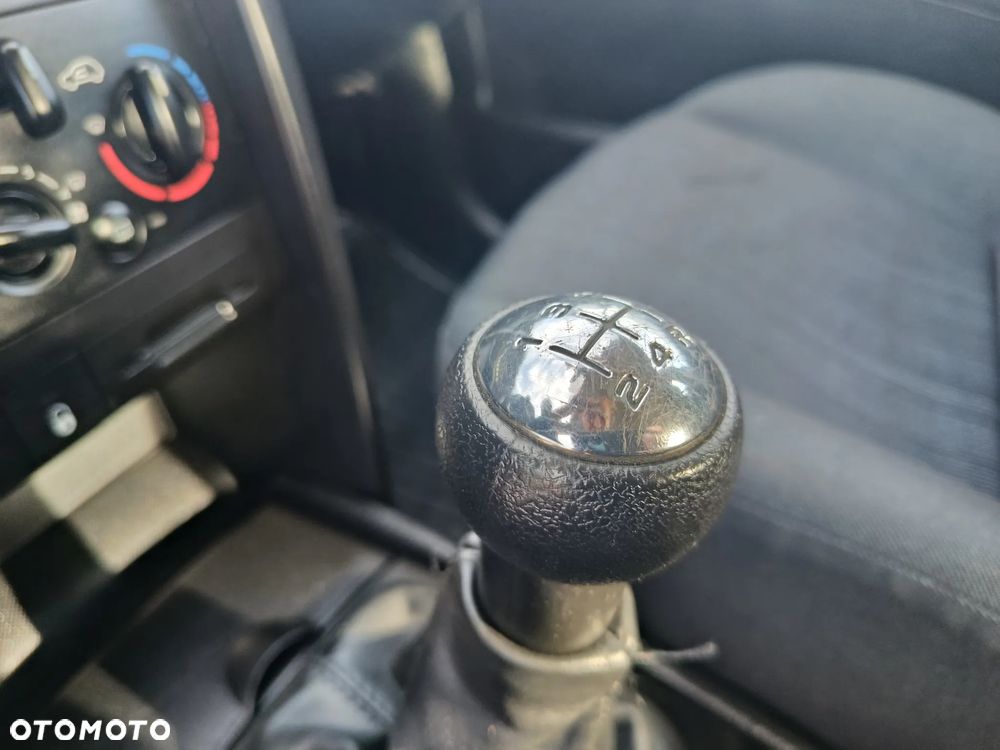 Peugeot 207 75 forever - 15