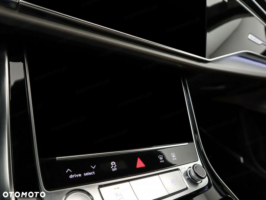 Audi Q8 - 7