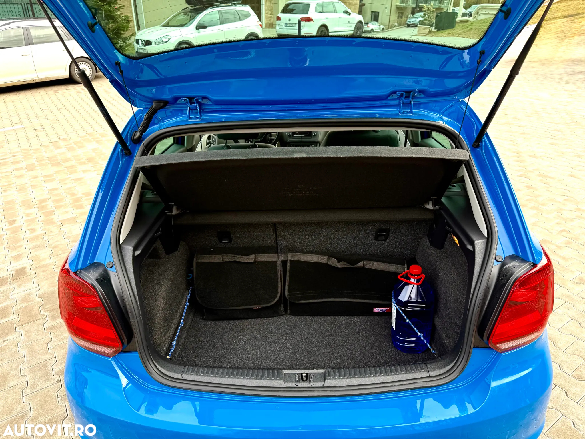 Volkswagen Polo 1.4 TDI CR BMT Comfortline - 14