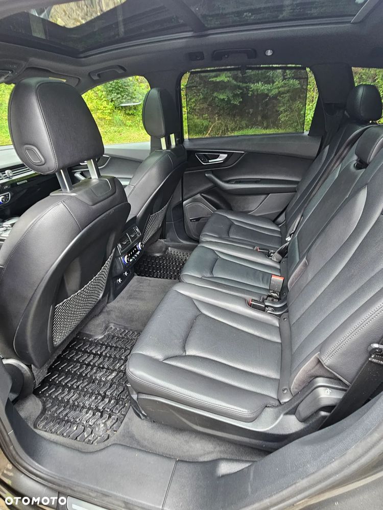 Audi Q7 - 14