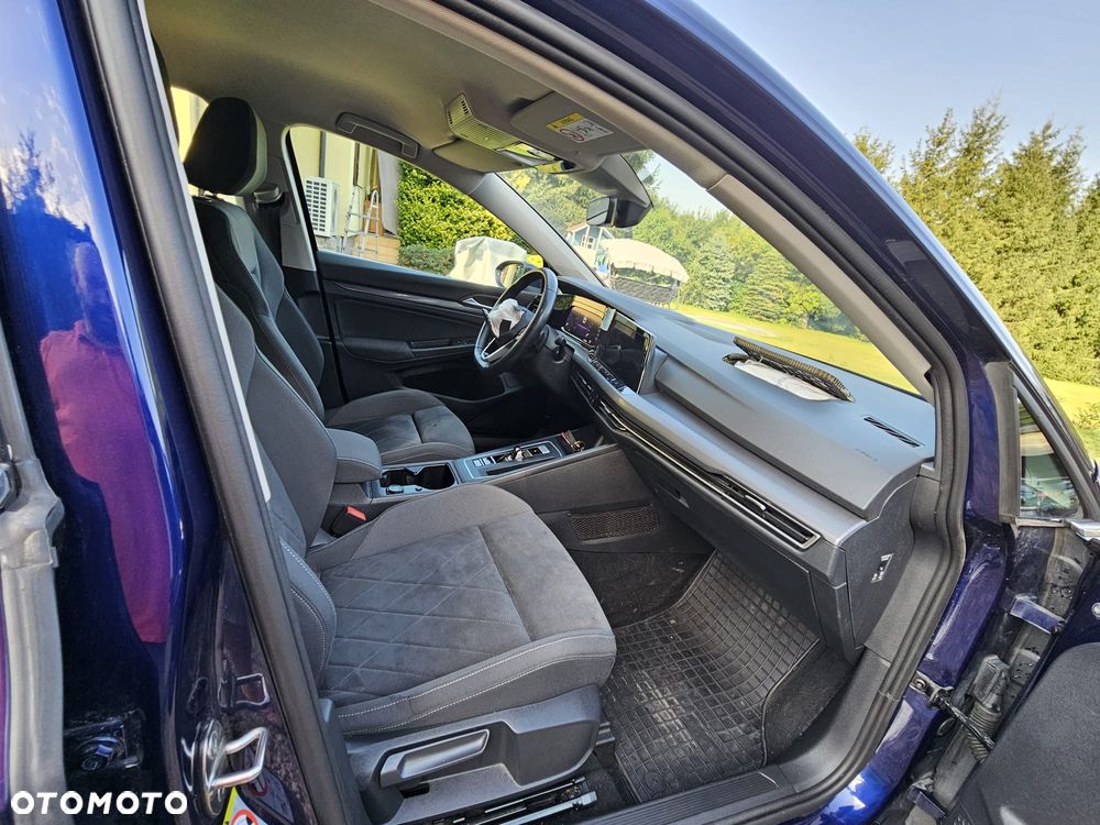 Volkswagen Golf 1.5 eTSI Style DSG - 22